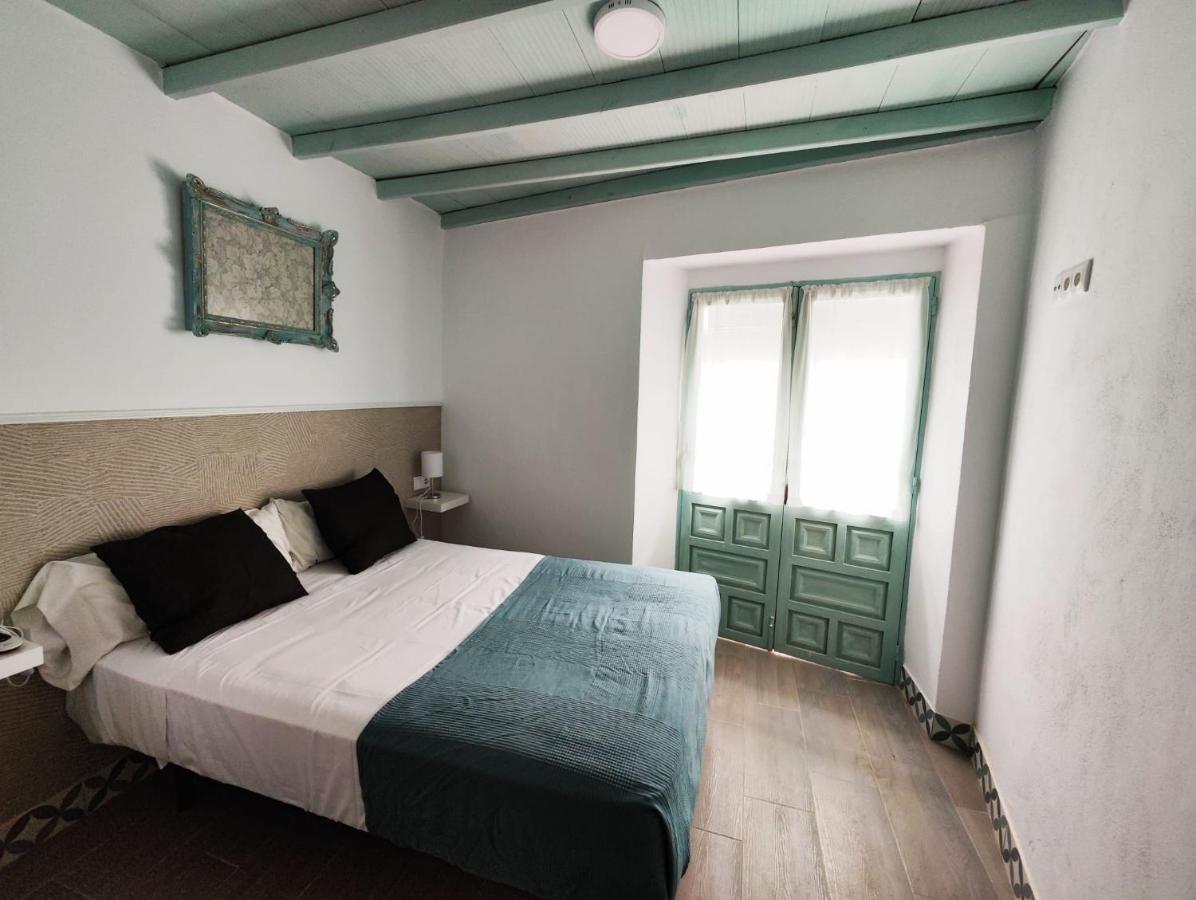 Puerta De Cordoba Apartments By Frenteabastos Carmona  Zewnętrze zdjęcie